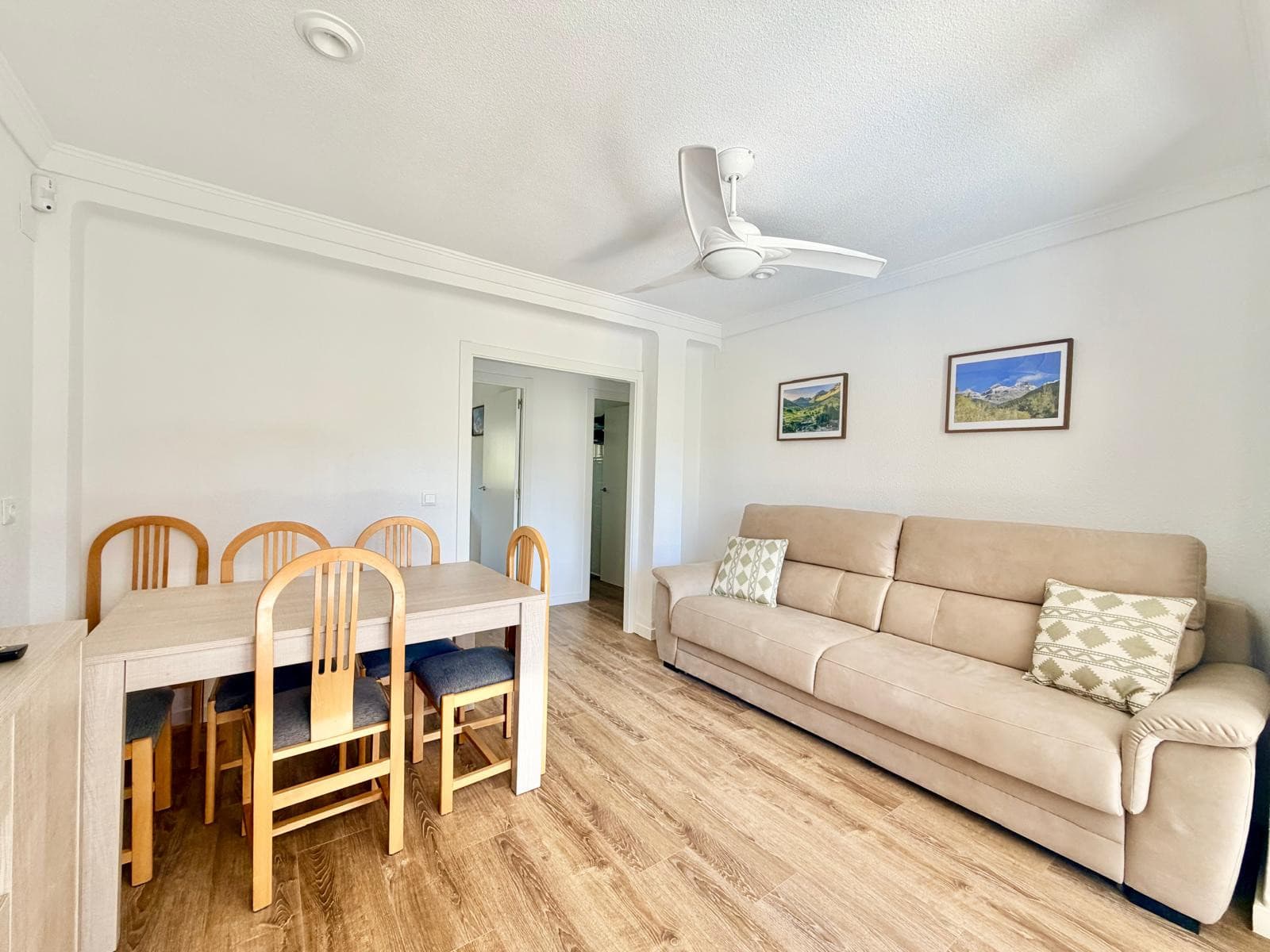NEW TOWN LEVANTE BEACH APARTMENT (R192)